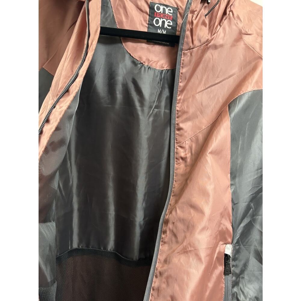 One Point One Hooded Windbreaker Jacket Rose Pink Charcoal Gray Size M NWT - Picture 8 of 8
